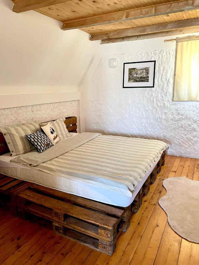 Eco Village Nevidio Poscenje Εξωτερικό φωτογραφία