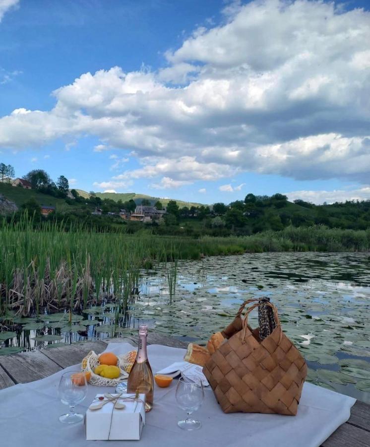 Eco Village Nevidio Poscenje Εξωτερικό φωτογραφία